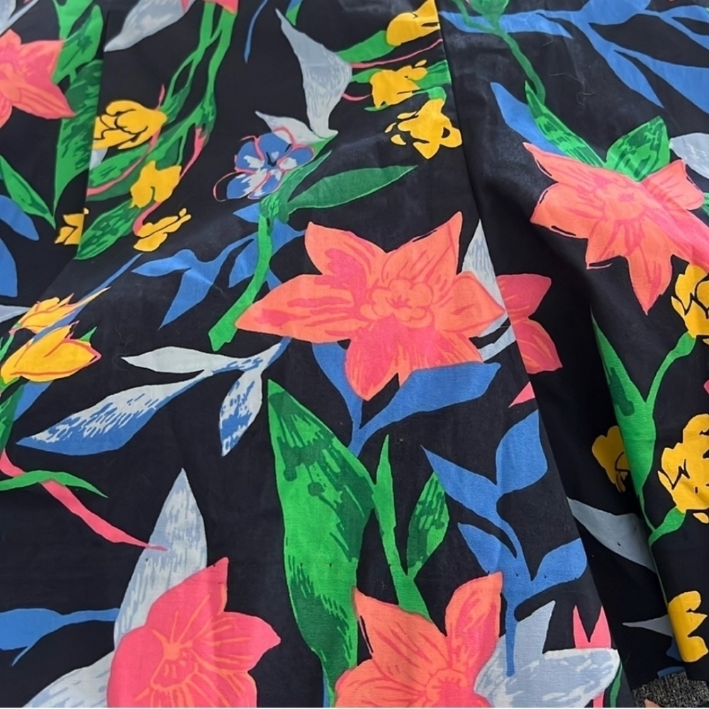 J. Crew Blue Floral High Waisted Shorts, Size 16. NWT - Picture 5 of 7